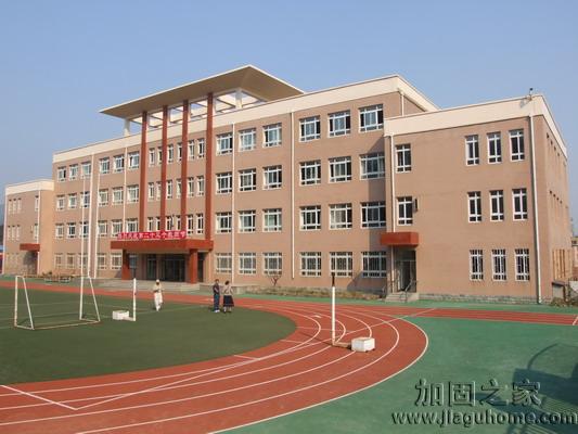 學(xué)?？拐鸺庸滩攀潜灸甓燃庸坦こ痰闹仡^戲！