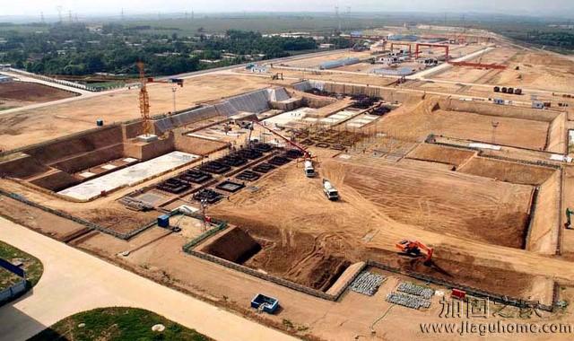 堅實穩(wěn)定的建筑地基展示