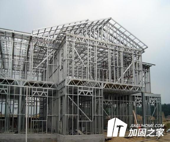 鋼結(jié)構(gòu)房屋漏水是什么原因造成的？