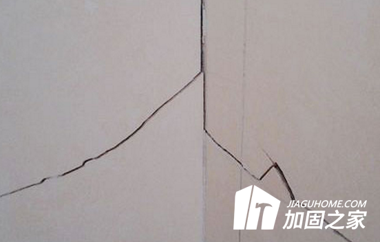 磚墻裂縫常見(jiàn)的有哪些？