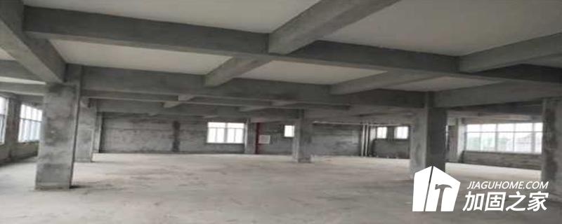 在下列情況下，現(xiàn)有建筑應(yīng)進(jìn)行房屋抗震鑒定